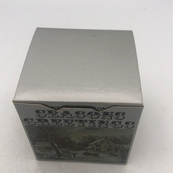 Seasons Greetings Ornament House In The Forest - Picture 4 of 6